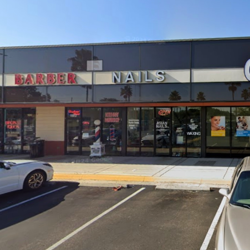 Cần sang bán tiệm nail tại St. Petersburg, FL 33716