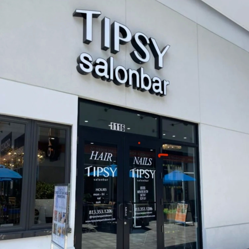 Cần sang bán tiệm nail tại Tampa, FL 33607