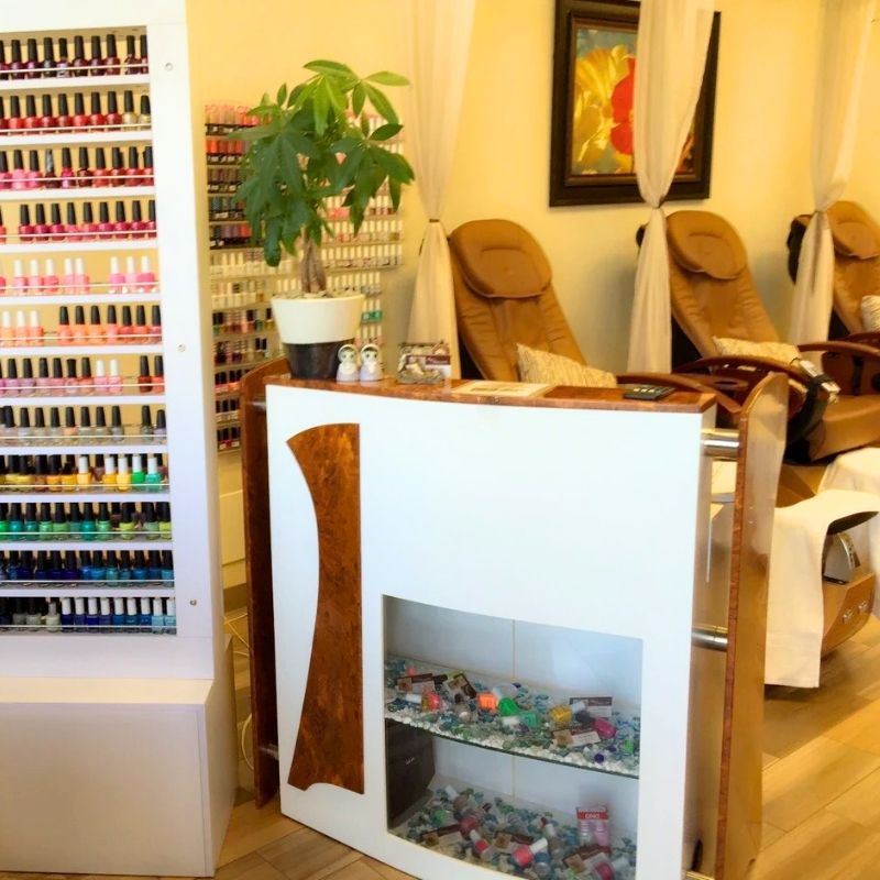 Cần sang bán tiệm nail tại Temecula, CA-92591