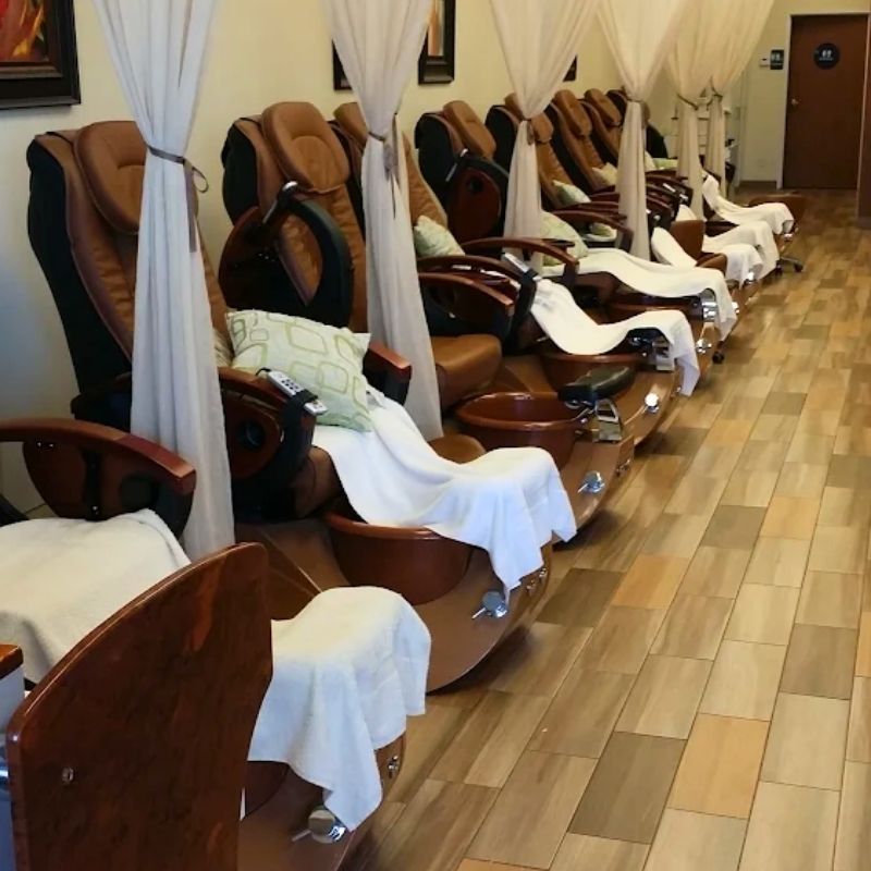 Cần sang bán tiệm nail tại Temecula, CA-92591