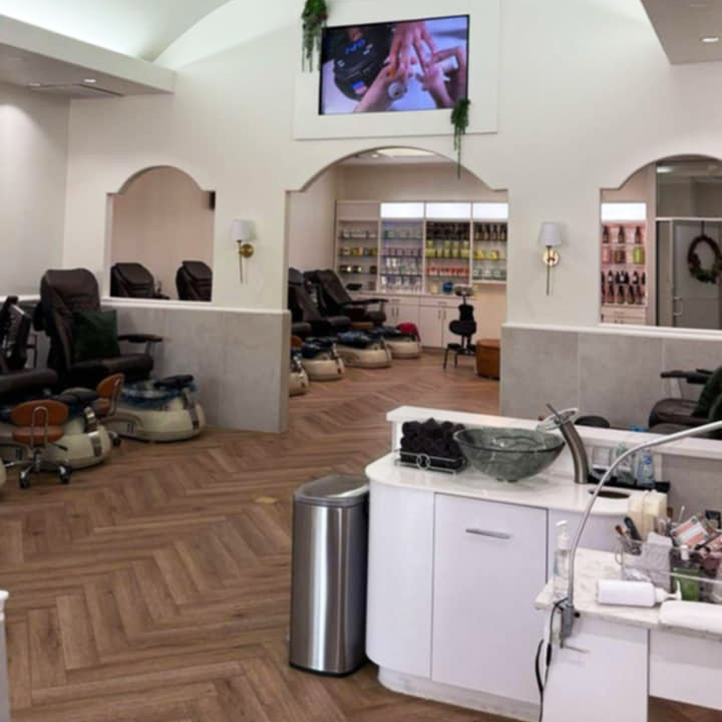 Cần sang bán tiệm nail tại The Woodlands, TX-77382