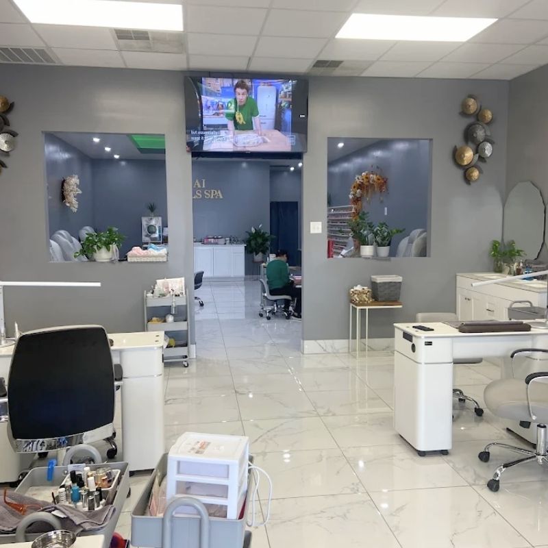 Cần sang bán tiệm nail tại Wilmington, NC 28411