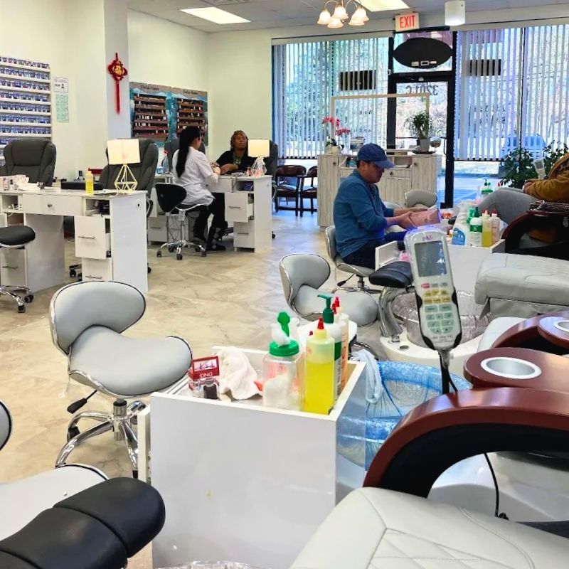 Cần sang bán tiệm nail tại Wilson, NC 27896