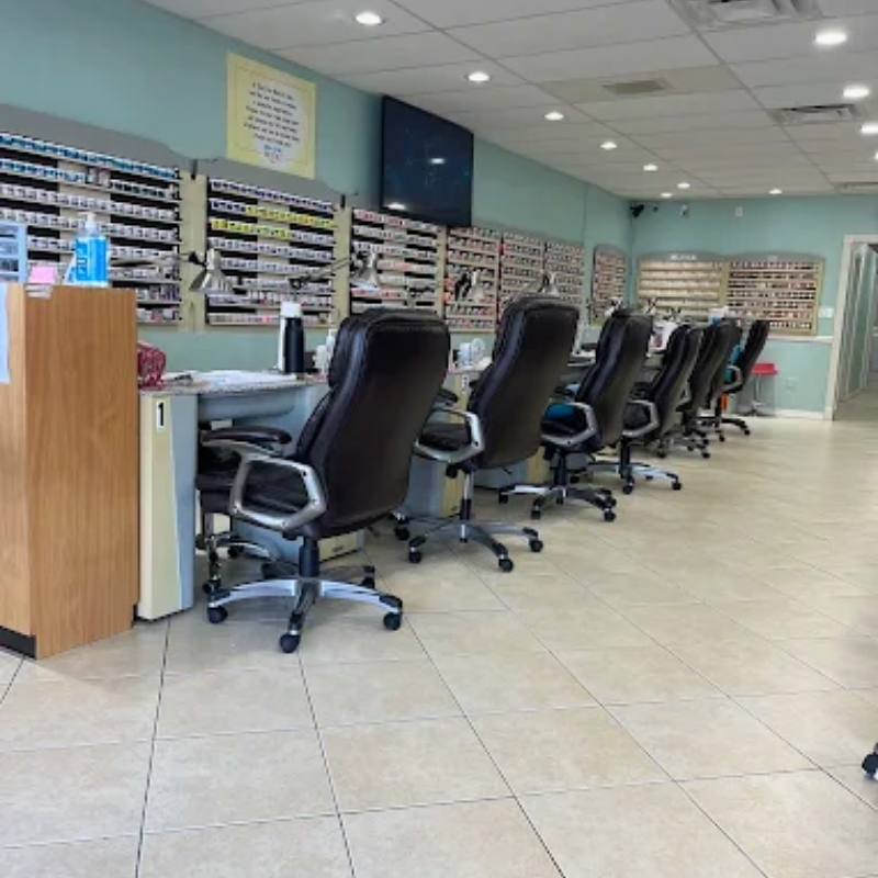 Cần sang bán tiệm nail tại Winter Park, FL 32792