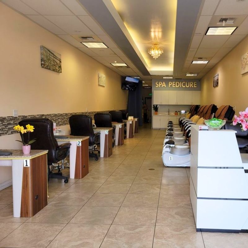 Cần sang bán tiệm Nu-Star Nails tại Laguna Hills, CA-92653
