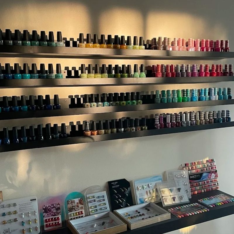 Cần sang bán tiệm salon – nail – spa cao cấp tại Foothill Ranch, CA 92610