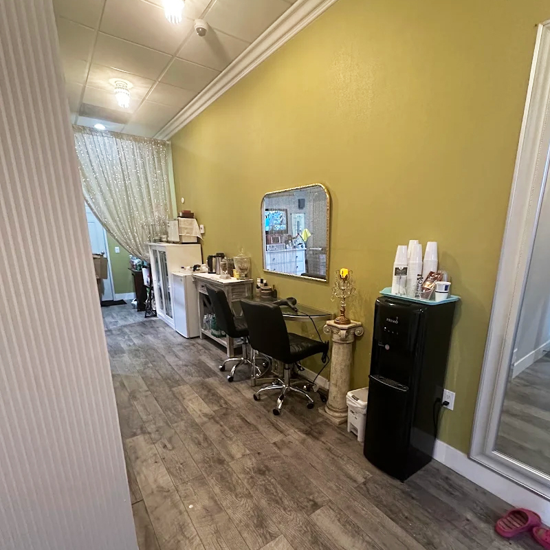 Cần sang bán tiệm Skin Care & Head Spa tại Westminster, CA-92683