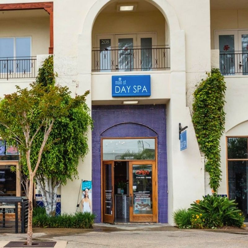 Cần sang bán / tìm partner cho Main St. Day Spa & Nails tại Huntington Beach, CA-92648