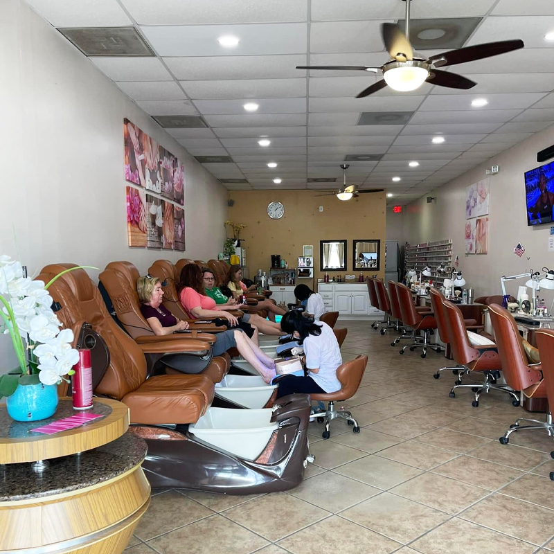 Cần sang tiệm Nail Spa tại Melbourne, FL