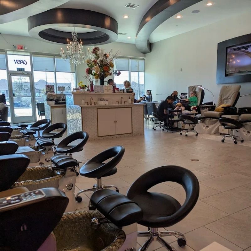 Cần sang tiệm nail tại Allen, TX - 75013