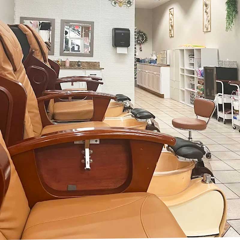 Cần sang tiệm nail tại Austin, TX 78717