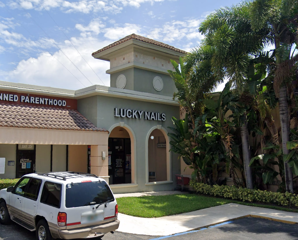 Cần Sang Tiệm Nail Tại Boca Raton, FL 33434