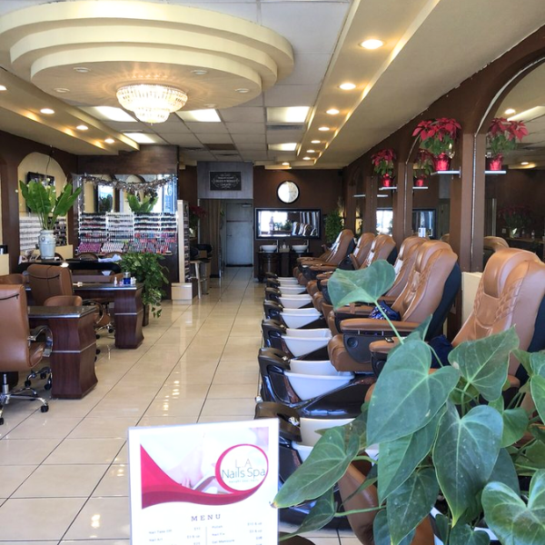 Mua Bán Sang Nhượng Tiệm Nail Salon Tại El Paso, TX 79912