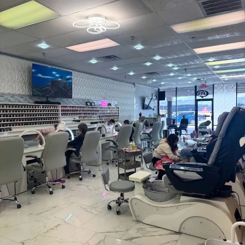 Cần sang tiệm nail tại Grantsboro, NC 28529