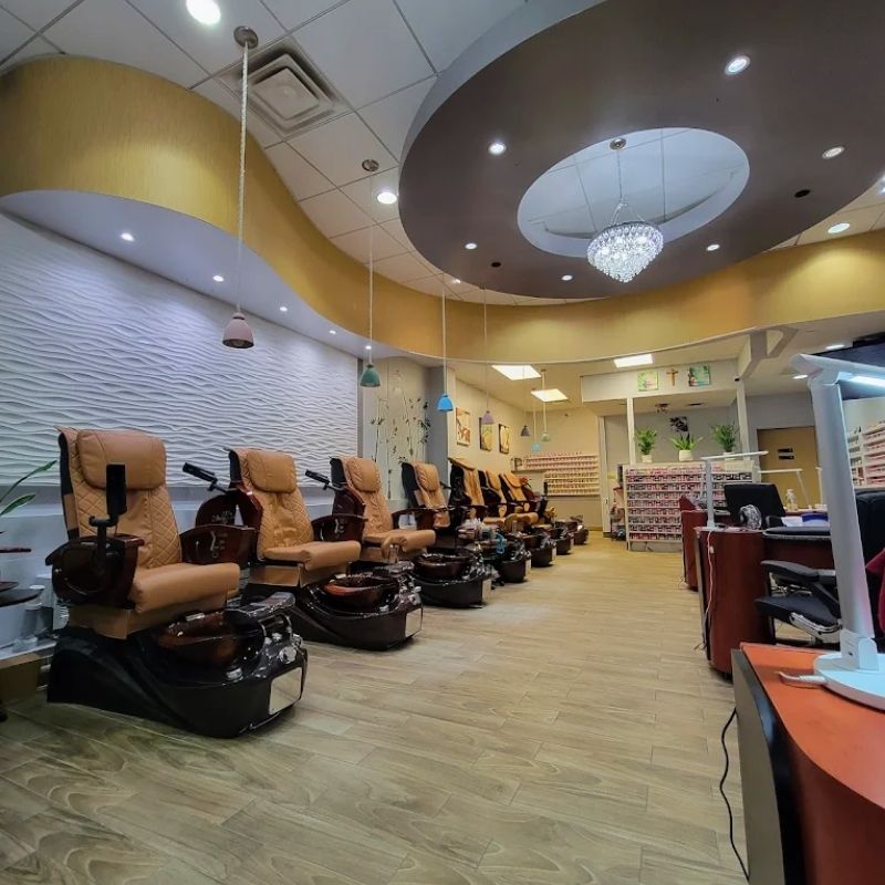 Cần sang tiệm nail tại Melbourne, FL - 32934