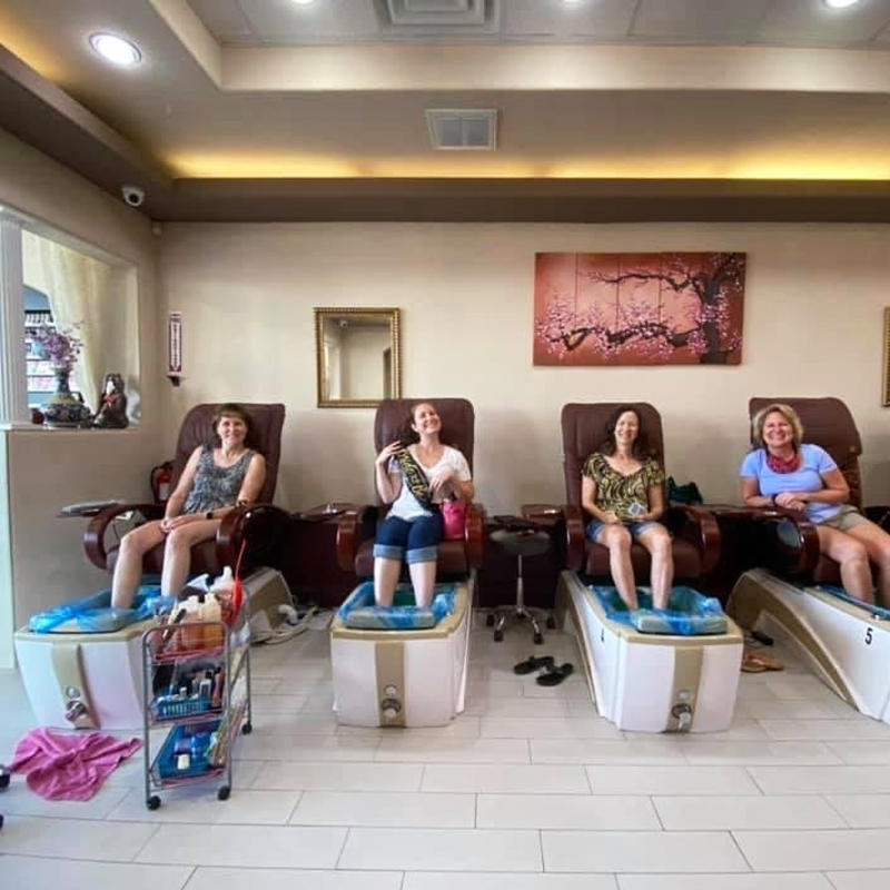 Cần Sang Tiệm Nail tại Richmond, TX