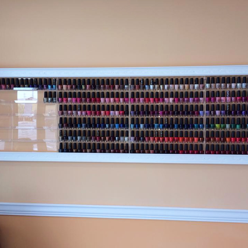 Cần Sang Tiệm Nails In Fayetteville, NC.