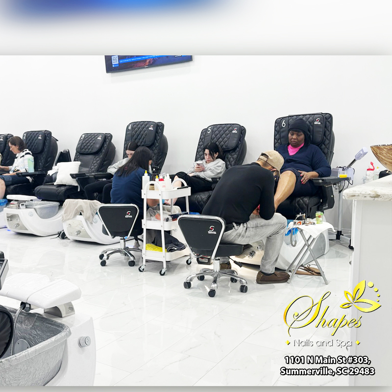 Cần Thợ Nail Gấp Vùng Summerville South Carolina.
