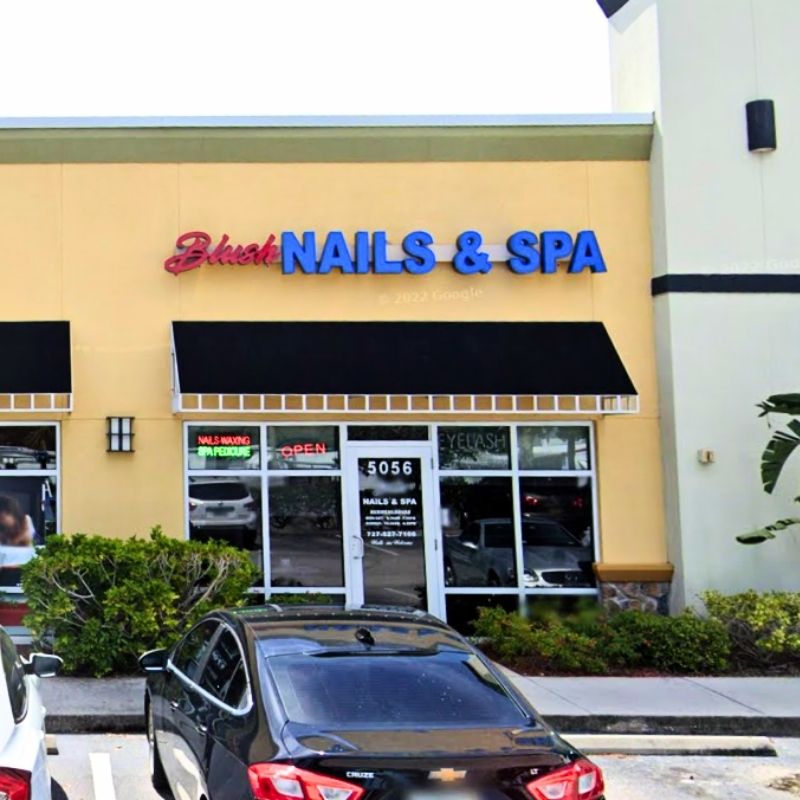 Cần tuyển 2 thợ nail nữ tại Saint Petersburg, FL-33703