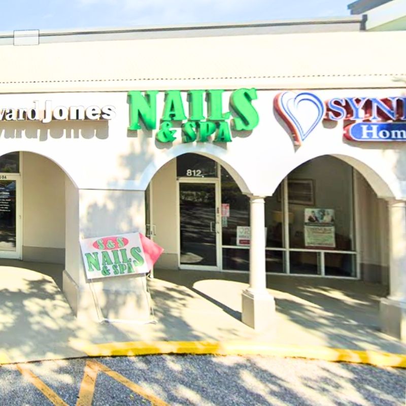 Cần tuyển gấp thợ nail làm lâu dài tại Venice, FL-34285