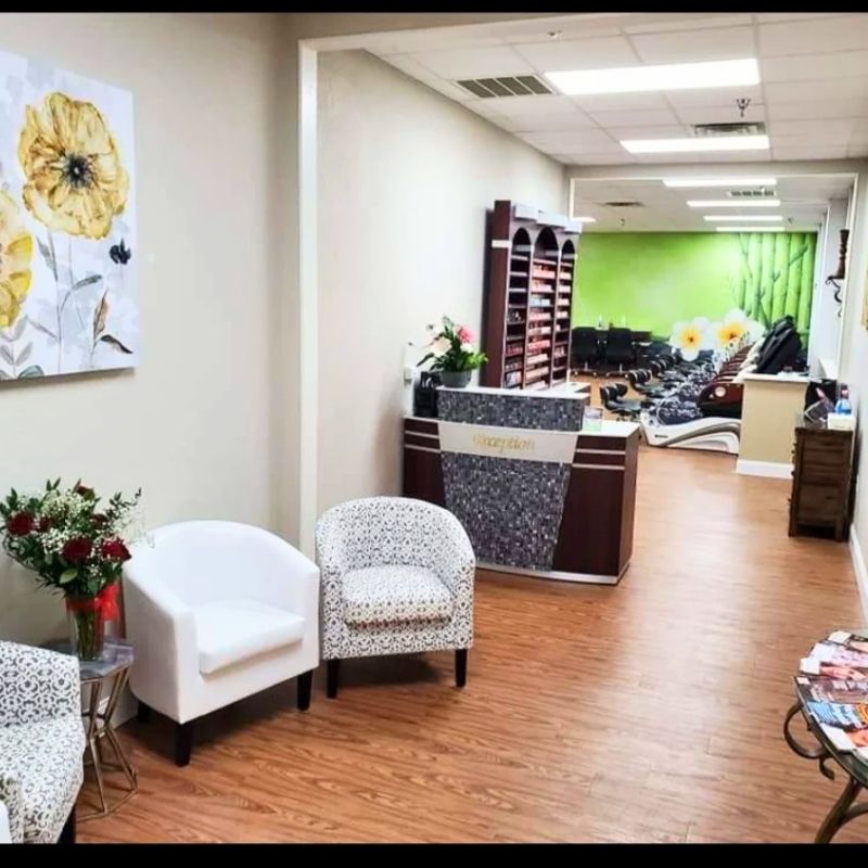 Cần tuyển gấp thợ nail làm lâu dài tại Venice, FL-34285