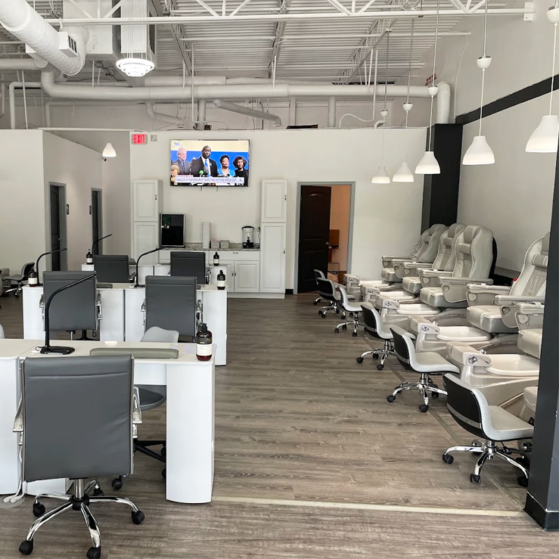 Cần tuyển gấp thợ nail tại Madison, AL 35758