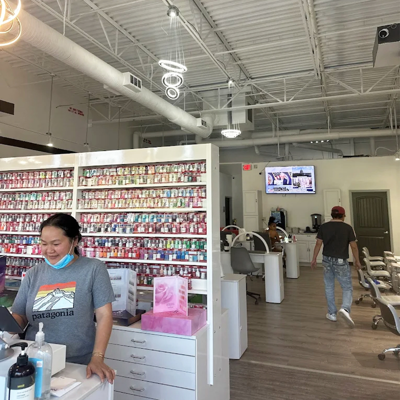 Cần tuyển gấp thợ nail tại Madison, AL 35758