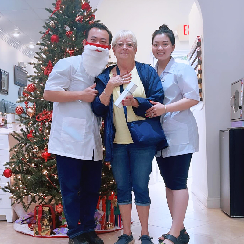 Cần tuyển thợ nail gấp tại Summerfield, FL