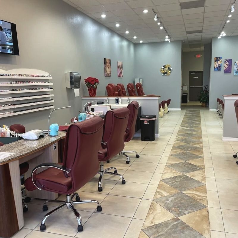 Cần tuyển thợ nail giỏi tại Zephyrhills, FL-33542