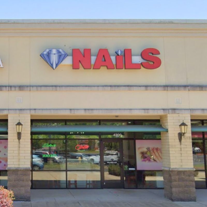 Cần tuyển thợ nail tại Alabaster, AL 35007 và Hoover, AL
