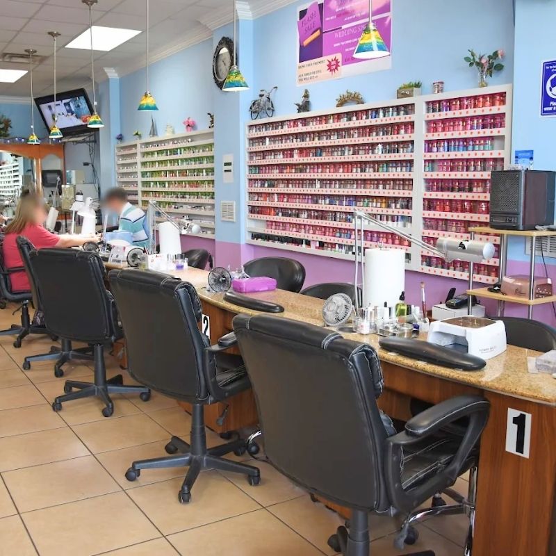 Cần tuyển thợ nail tại Athens, AL 35611