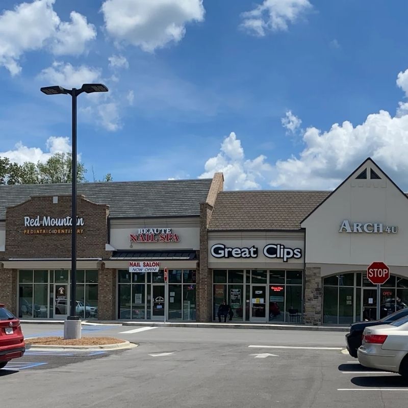 Cần tuyển thợ nail tại Birmingham, AL-35211