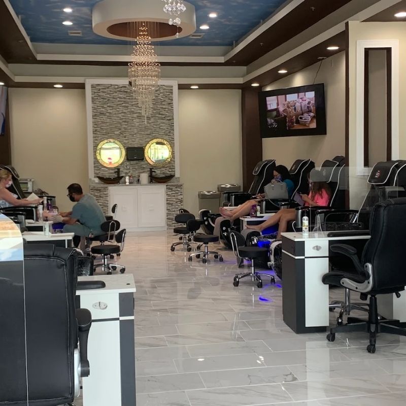 Cần tuyển thợ nail tại Birmingham, AL-35211