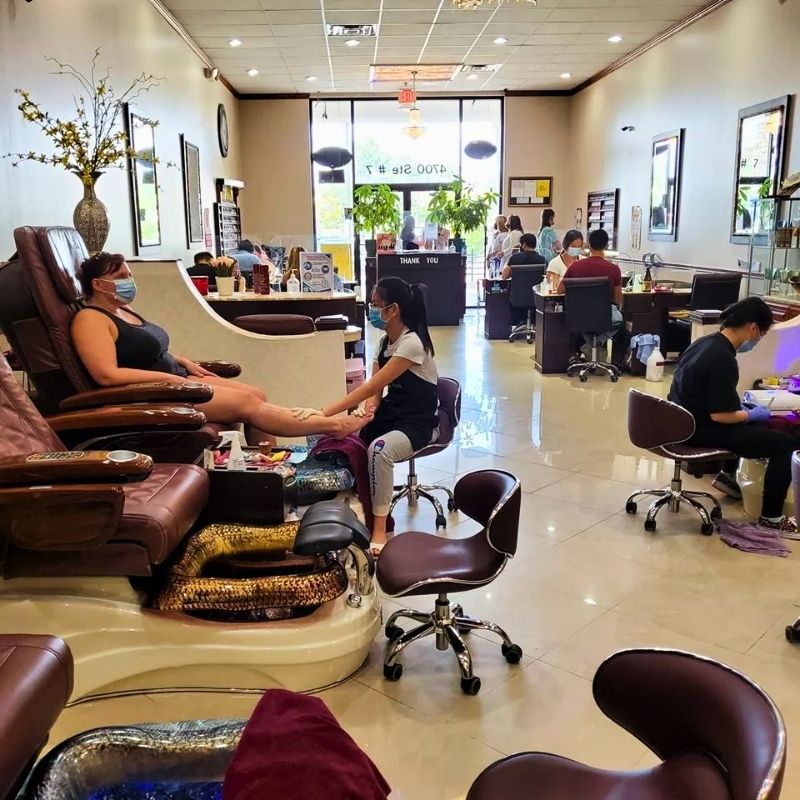 Cần tuyển thợ nail tại Birmingham, AL-35242