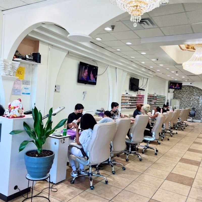 Cần tuyển thợ nail tại Birmingham, AL-35242