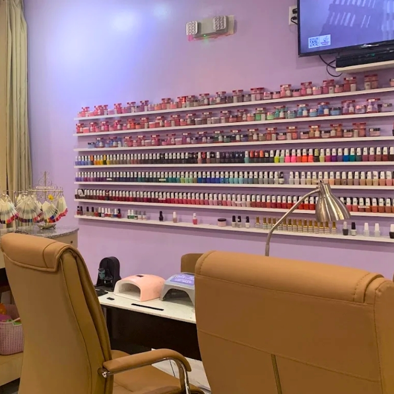 Cần tuyển thợ nail tại Birmingham, AL 35242