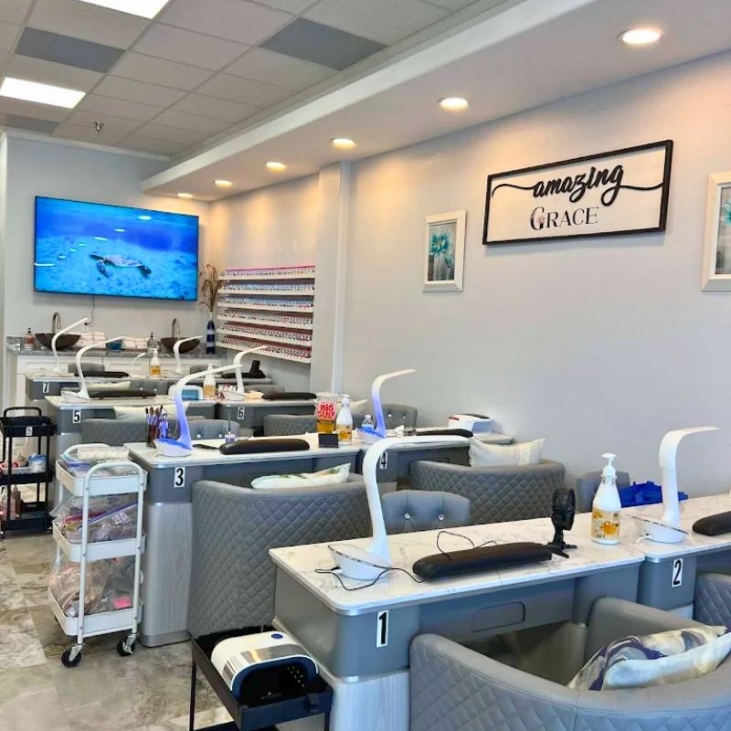 Cần tuyển thợ nail tại Brandon, FL-33511