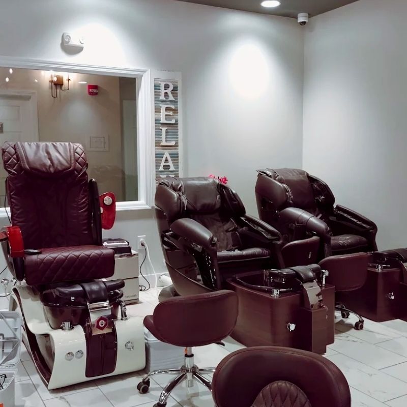 Cần tuyển thợ nail tại Chandler, AZ-85248