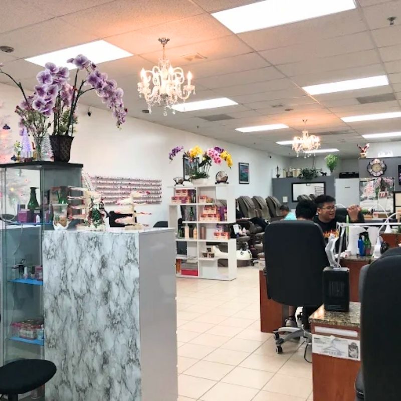 Cần tuyển thợ nail tại Coconut Creek, FL-33073