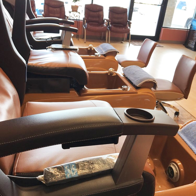 Cần tuyển thợ nail tại Colorado Springs
