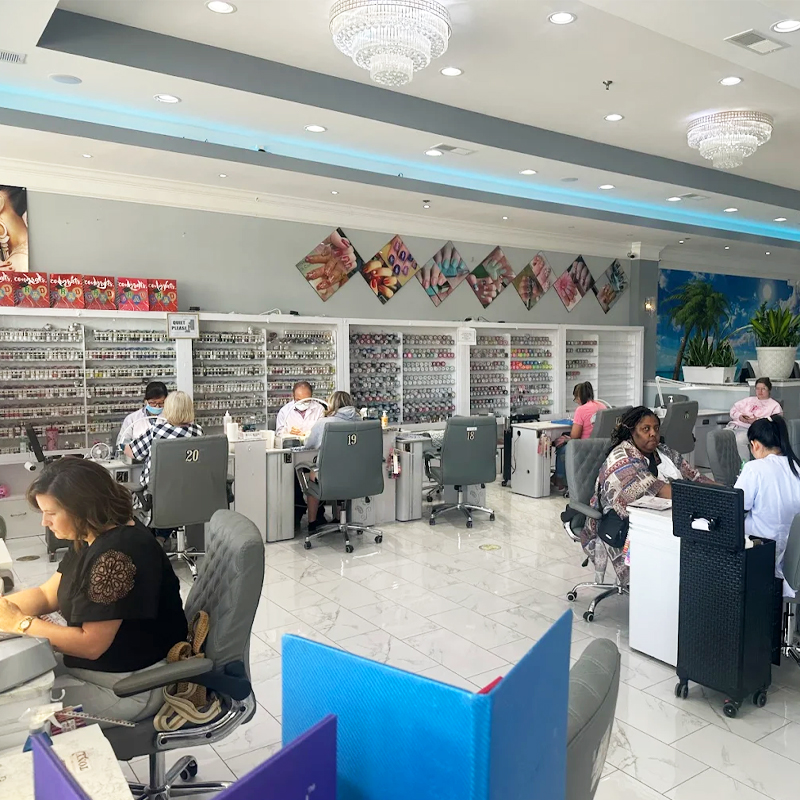 Cần tuyển thợ nail tại Conway, gần biển South Carolina