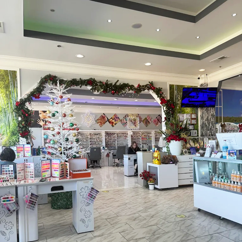 Cần tuyển thợ nail tại Conway, gần biển South Carolina