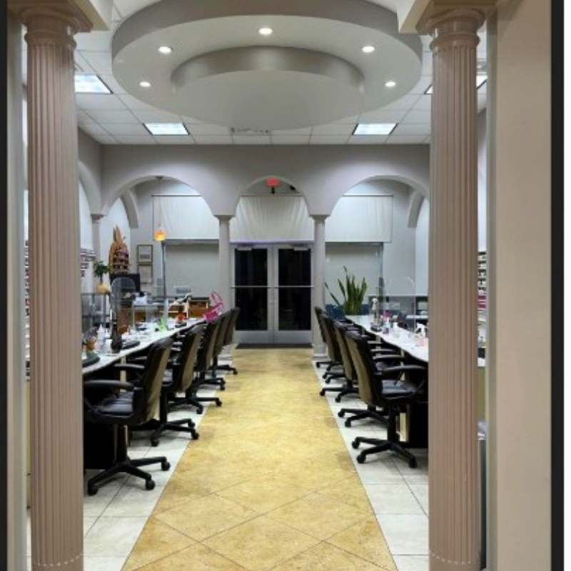 Cần tuyển thợ nail tại Davenport, FL