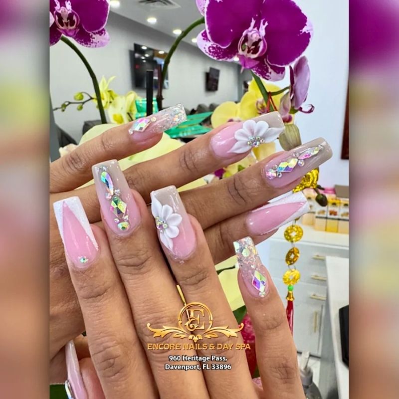 Cần tuyển thợ nail tại Davenport, FL-33896