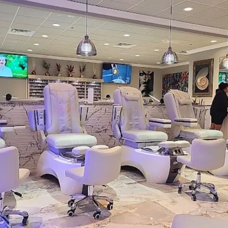 Cần tuyển thợ nail tại Davenport, FL-33897