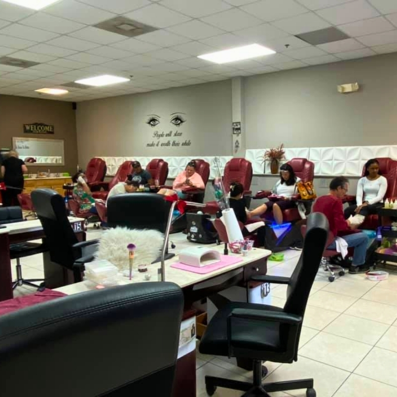 Cần tuyển thợ nail tại Daytona Beach, FL