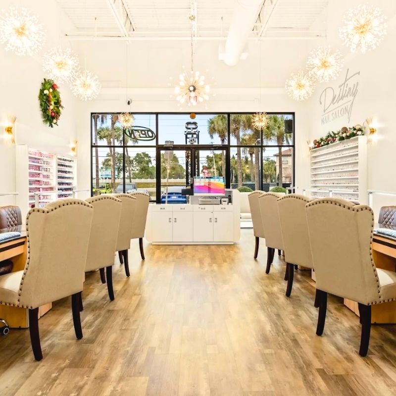Cần tuyển thợ nail tại Destin, FL-32541