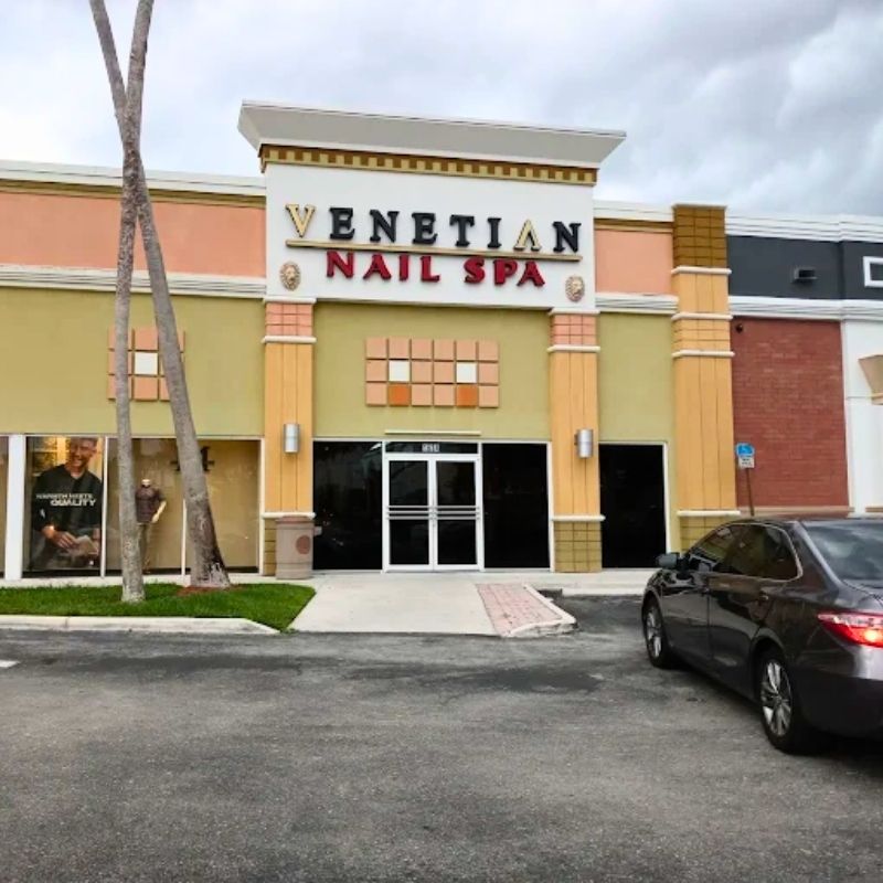 Cần tuyển thợ nail tại Fort Lauderdale, FL-33305