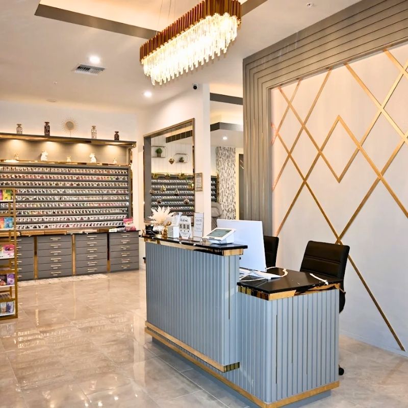 Cần tuyển thợ nail tại Fort Myers, FL-33901