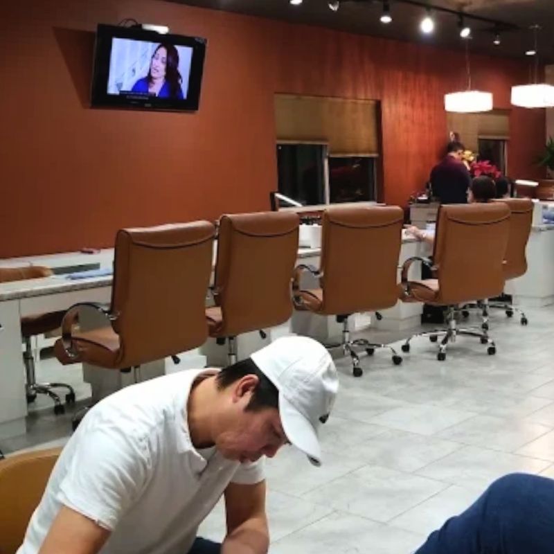 Cần tuyển thợ nail tại Grand Junction, CO-81504